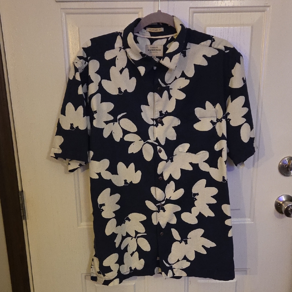 Quicksilver Waterman Collectio Navy and White Leaf Print Shirt Size M